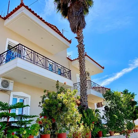 Apartment στούντιο στην πολη των τρελων νερων *